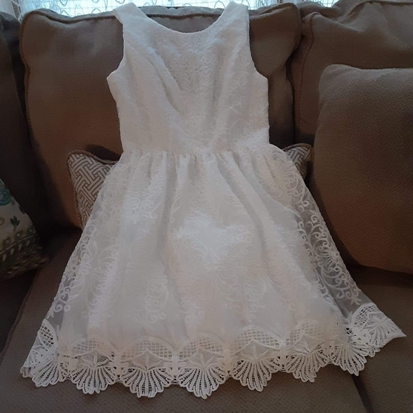 Dress - Picture 1 of 1